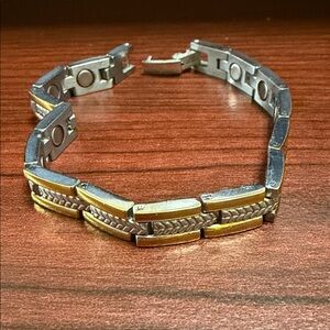 Sabona Lady Executive Magnetic Link Bracelet - Gold/Silver Toned